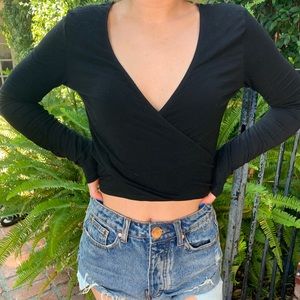 brandy melville wrap tee